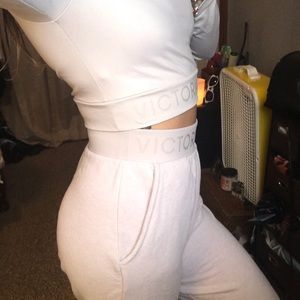 Victoria secret sport sweat outfit 💦